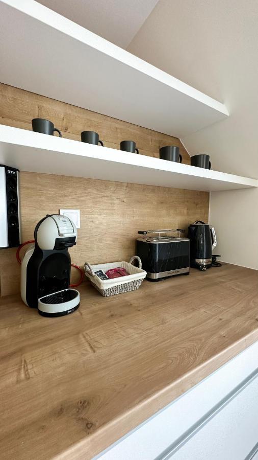 Linden Apartman 106 - Adults Only Mosonmagyaróvár Extérieur photo