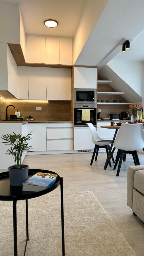 Linden Apartman 106 - Adults Only Mosonmagyaróvár Extérieur photo
