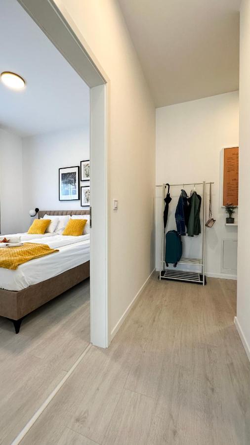 Linden Apartman 106 - Adults Only Mosonmagyaróvár Extérieur photo